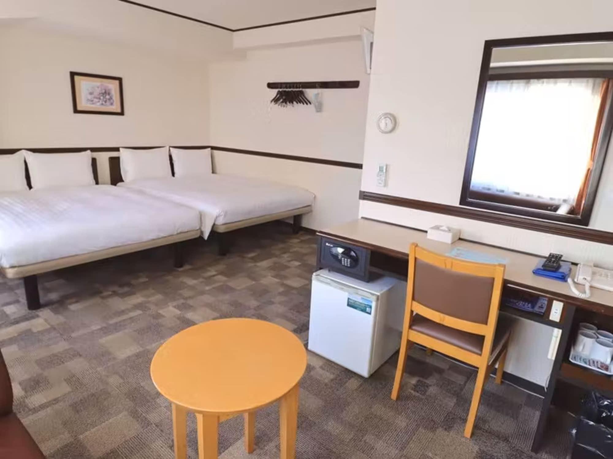 Toyoko Inn Okayama Eki Higashi Guchi Екстер'єр фото